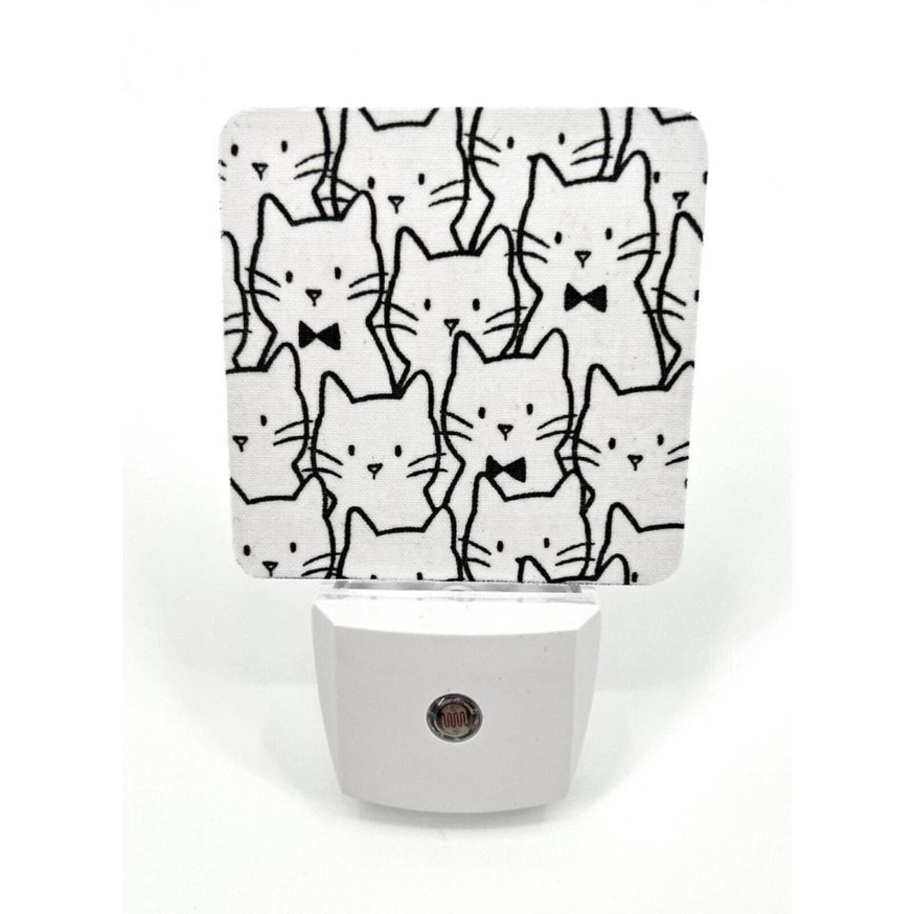 Cats Night Light Plug-in Led Nightlights Auto Dusk-to-Dawn Sensor Lamp Bedroom